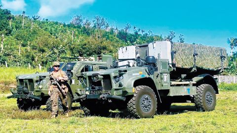 菲武裝部隊週五表示，儘管報道稱美國將導彈系統從南韓重新部署至中東，但美國對菲律濱的支持保持不變。美國在菲律濱的資產包括堤豐導彈系統和海軍陸戰隊遠征艦艇攔截系統（NMESIS）。