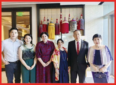 圖由左至右:蔡青樺領事(秘魯名譽領事)、蔡滿滿博士(烏克蘭名譽領事)、Yuliia